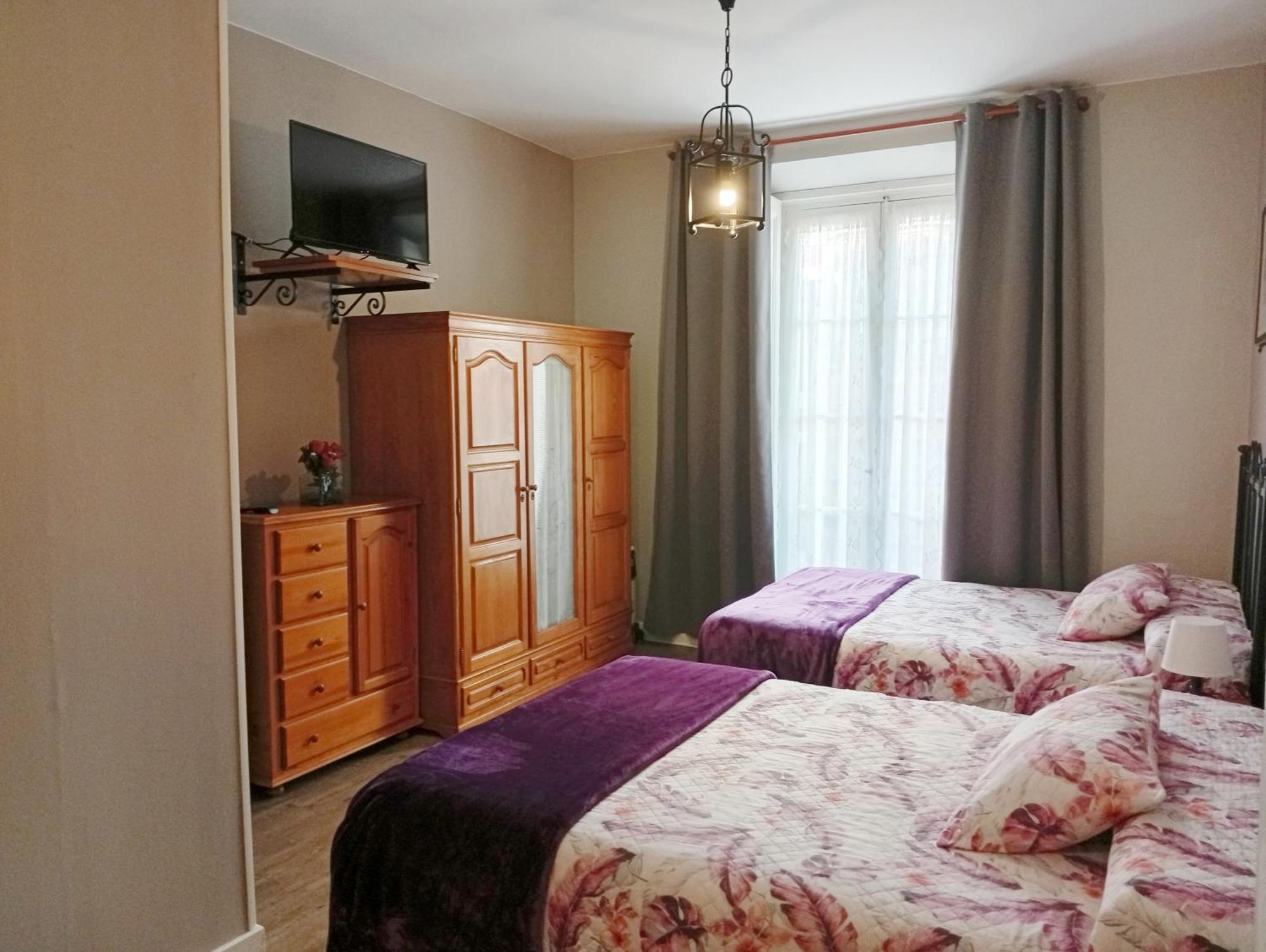 Hospedaje Don Pelayo Gijón Habitación foto