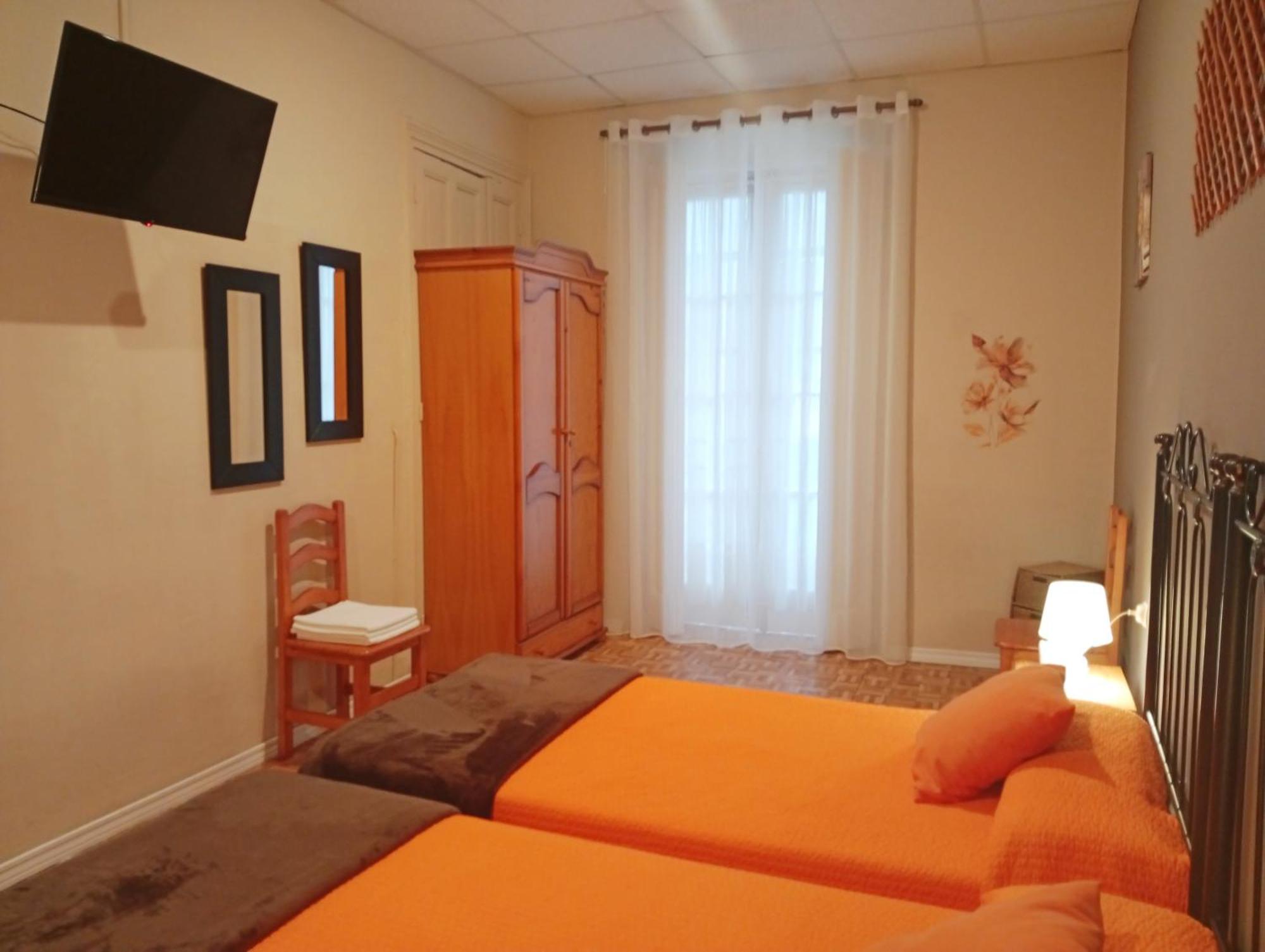 Hospedaje Don Pelayo Gijón Habitación foto